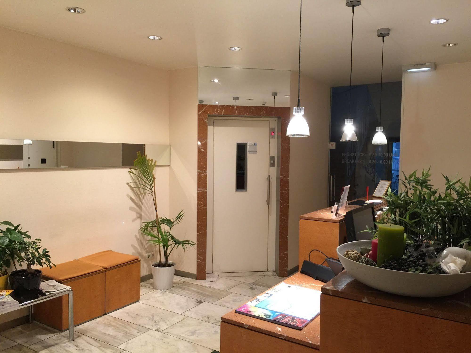 Hotel Union Frankfurt am Main Ngoại thất bức ảnh