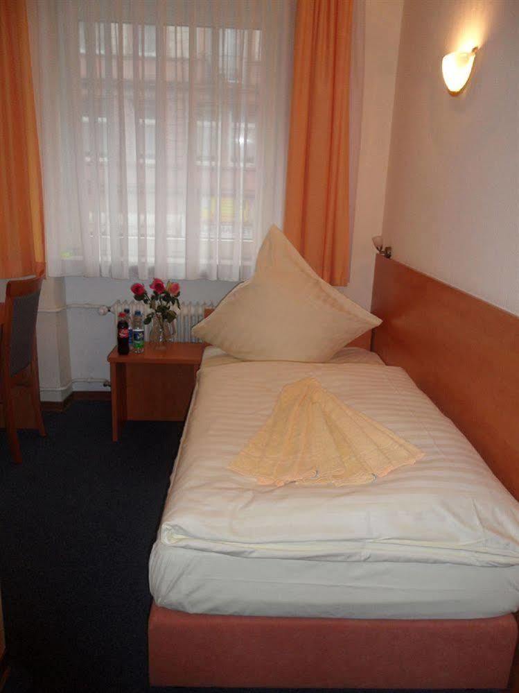 Hotel Union Frankfurt am Main Ngoại thất bức ảnh